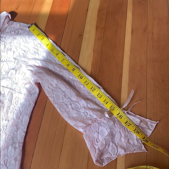 Light Pink Lace Reitman’s Button Up Blouse - Picture 12 of 12